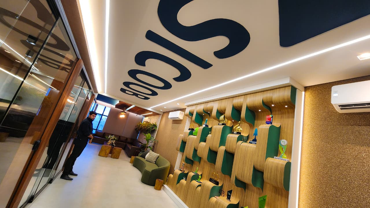 WhatsApp Image 2025 10 29 at 20.13.15