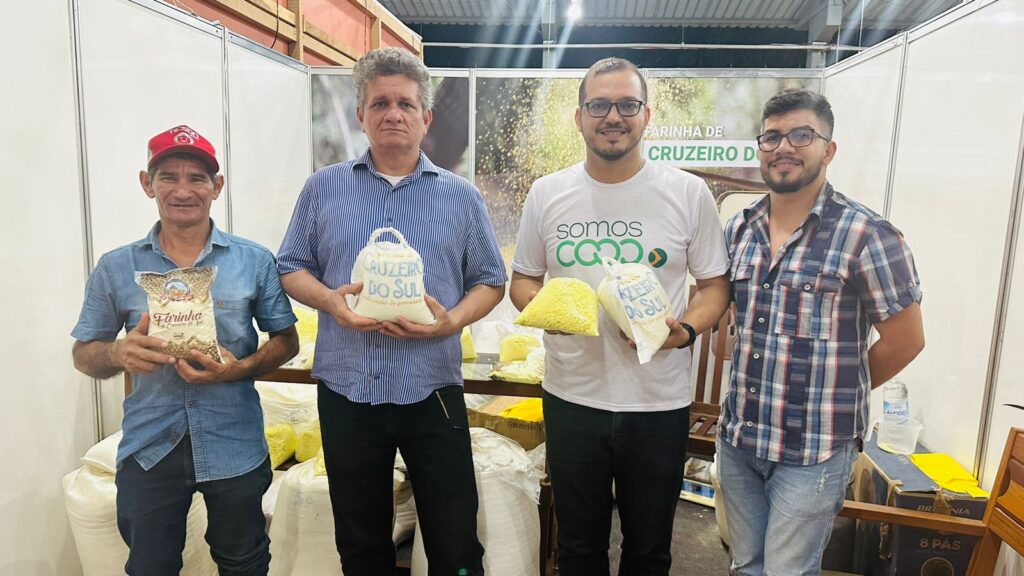 Farinha de Cruzeiro do Sul faz sucesso na Expoacre 2023
